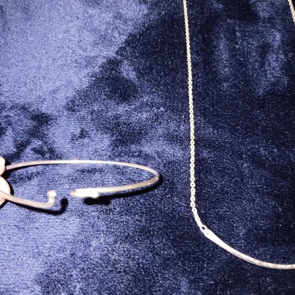 James Avery necklace and bracelet - Picture 4 of 7